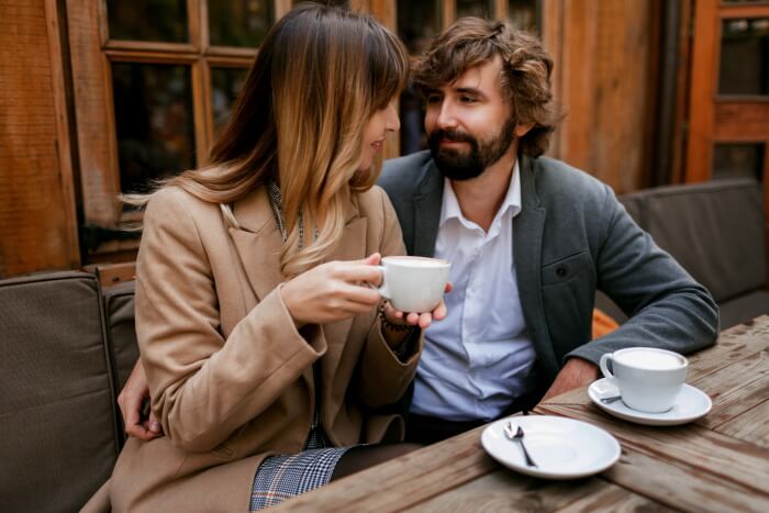 signs she wants you to be her boyfriend